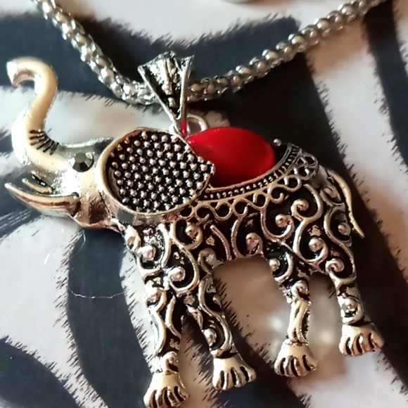 ELEPHANT SET/RED CORAL 3-PIECE NECKLACE/BRACELET / EARRINGS - Picture 4 of 5